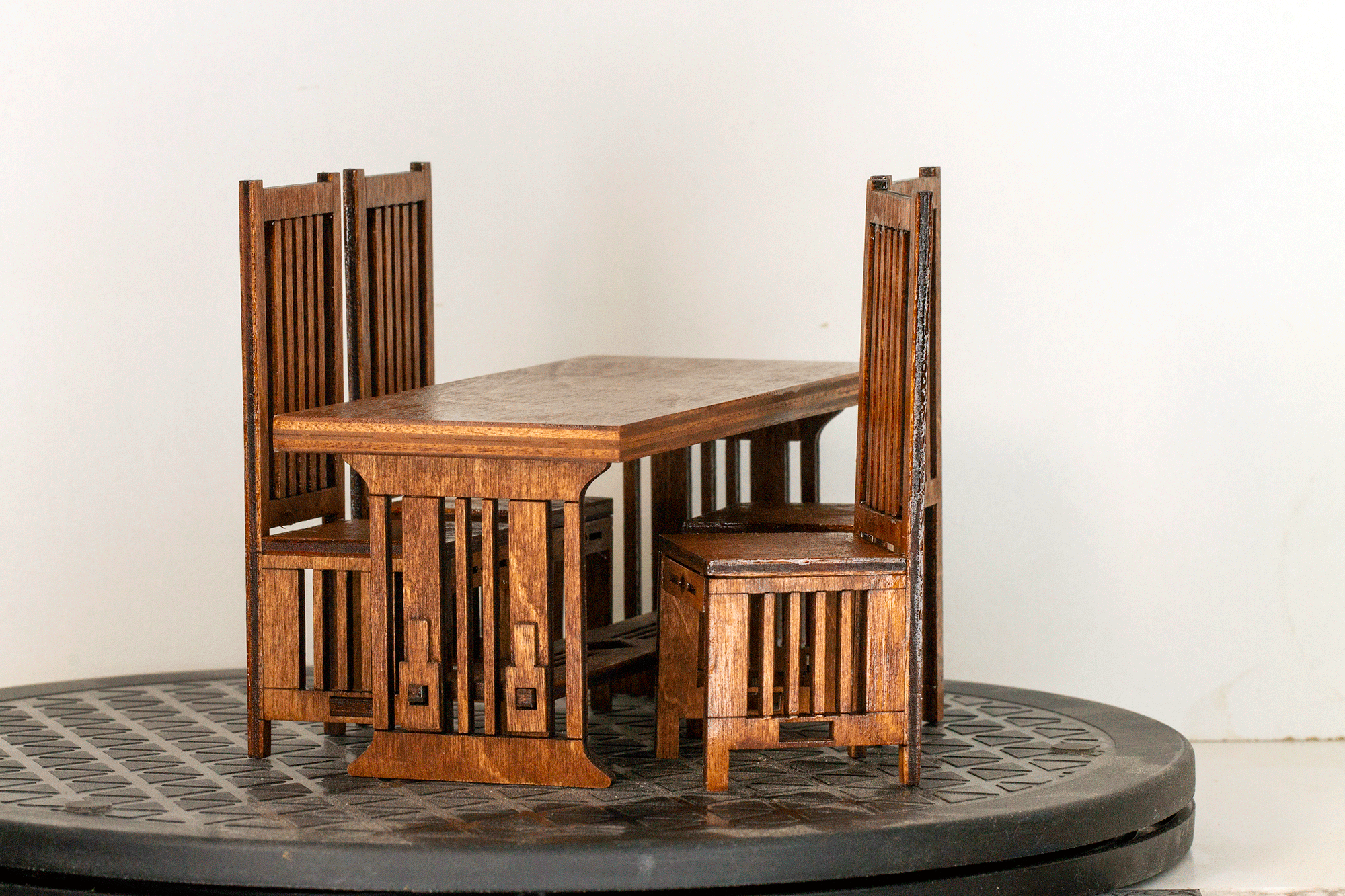 Arts and Crafts Dollhouse Table and Chair Kit – 1:12 & 1:24 Scale Miniature Furniture – Mission Style Wood Kit