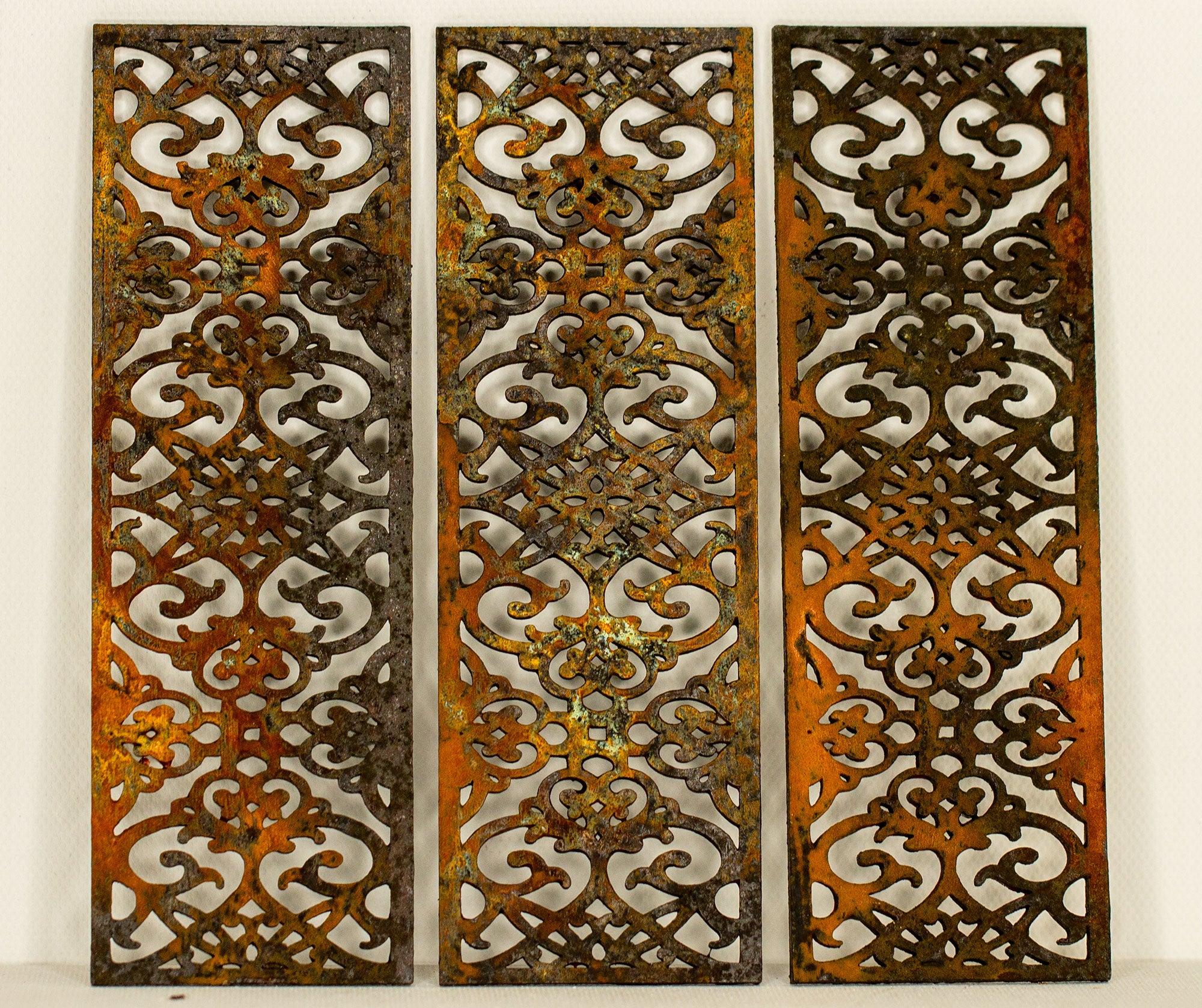 Unfinished Miniature Filigree Wall Panel or Garden Trellis - 2" x 6"