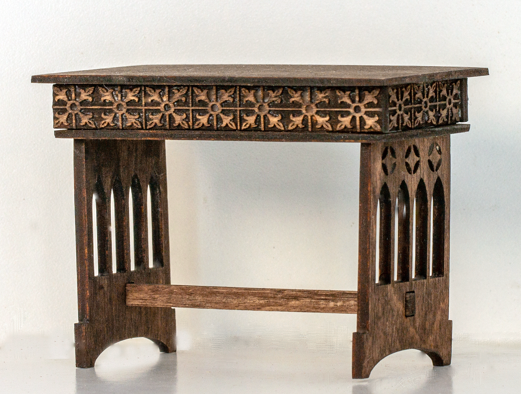 Miniature Medieval Gothic Style Writing Desk - 1 12  or 1 24 Scale Kit