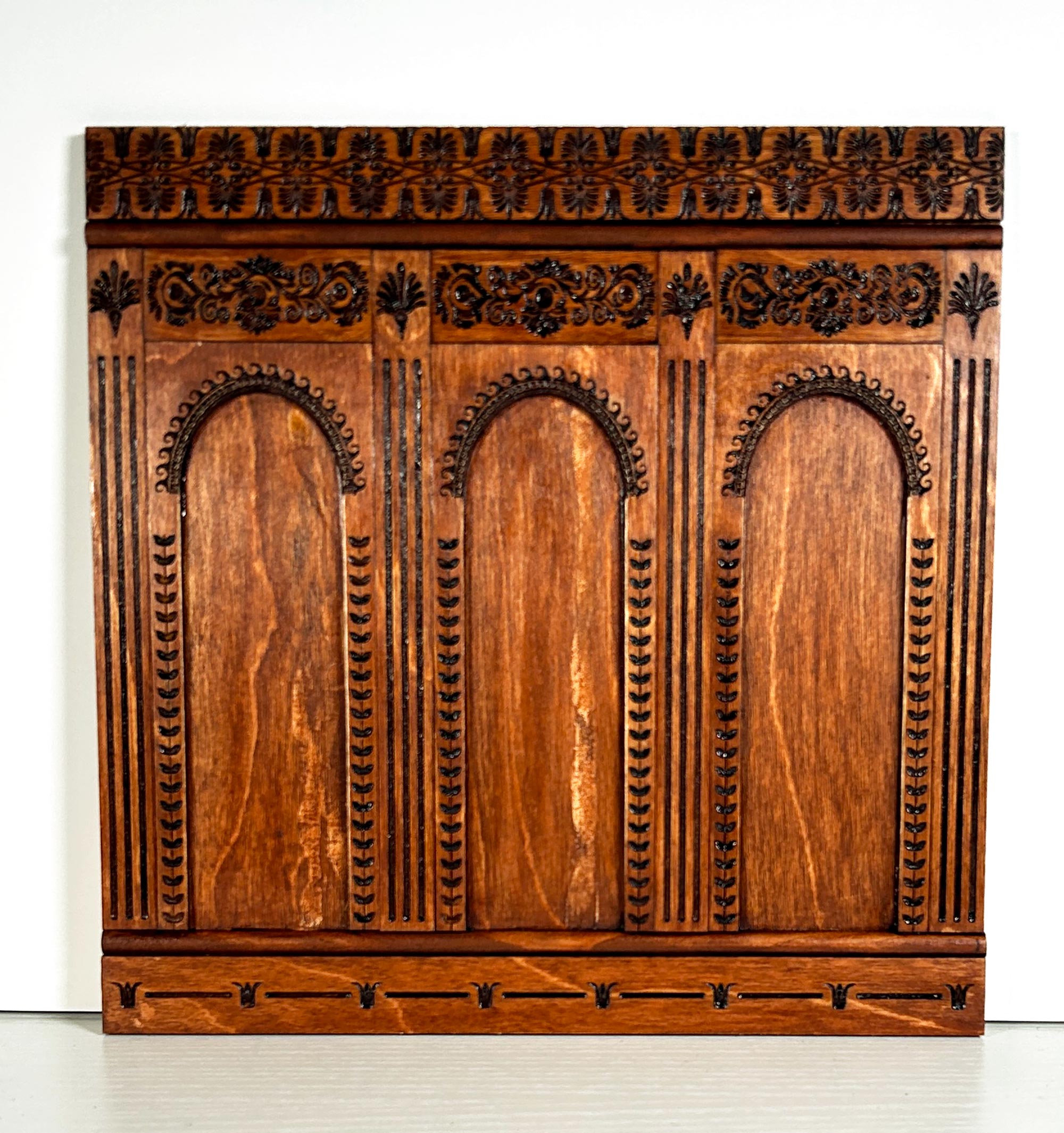 Jacobean Dollhouse Wall Paneling Kit – 1:12 & 1:24 Scale Miniature Wainscoting
