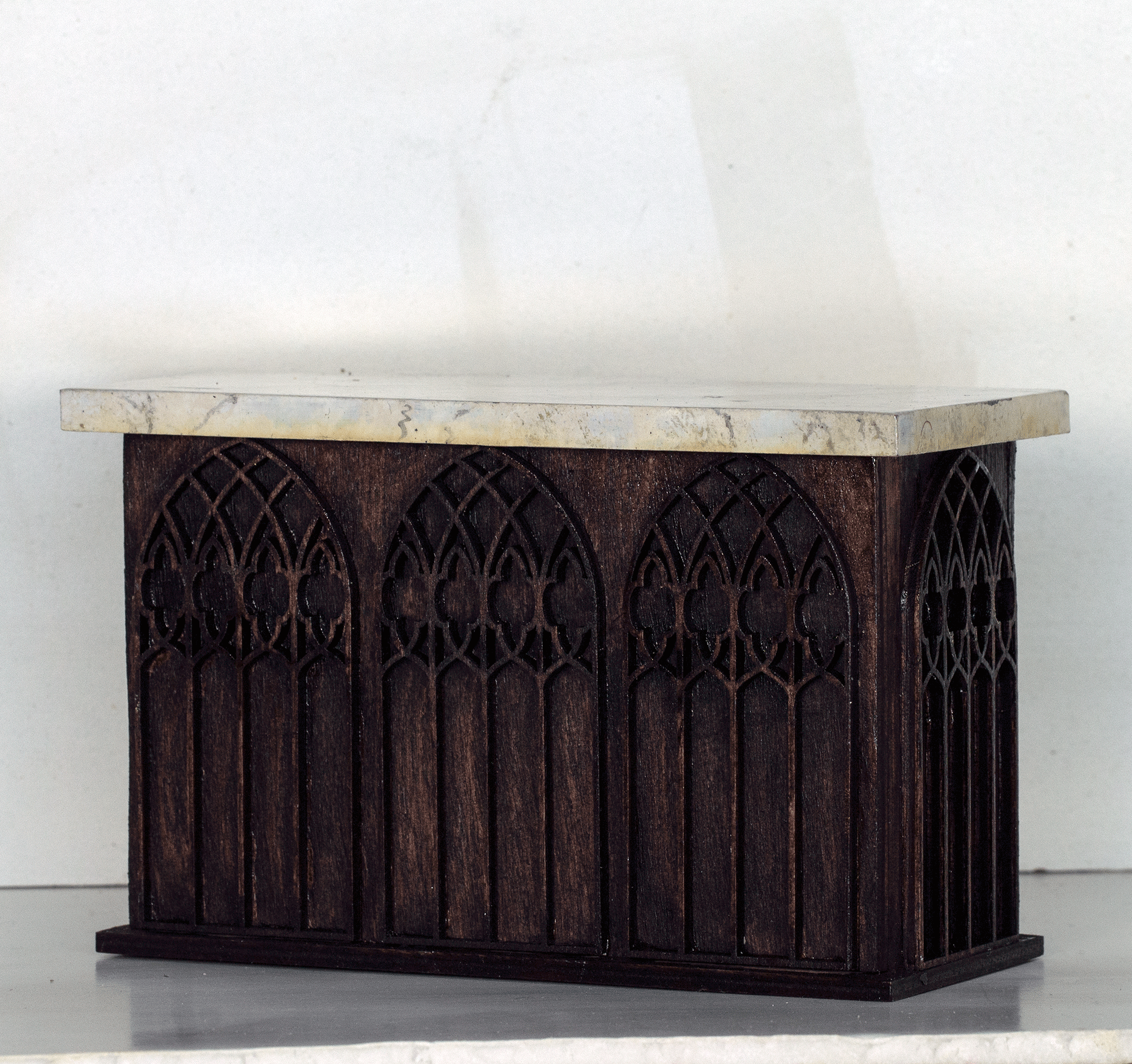 Gothic Chapel Altar Kit – 1:12 or 1:24 Scale Dollhouse Church Furniture