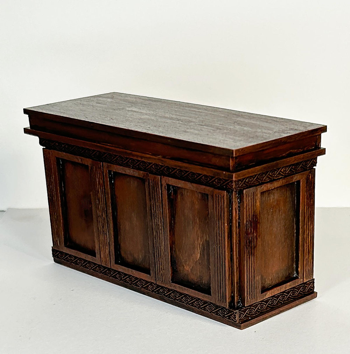 Old English Shop Counter Kit | 1:12 Scale Dollhouse Furniture