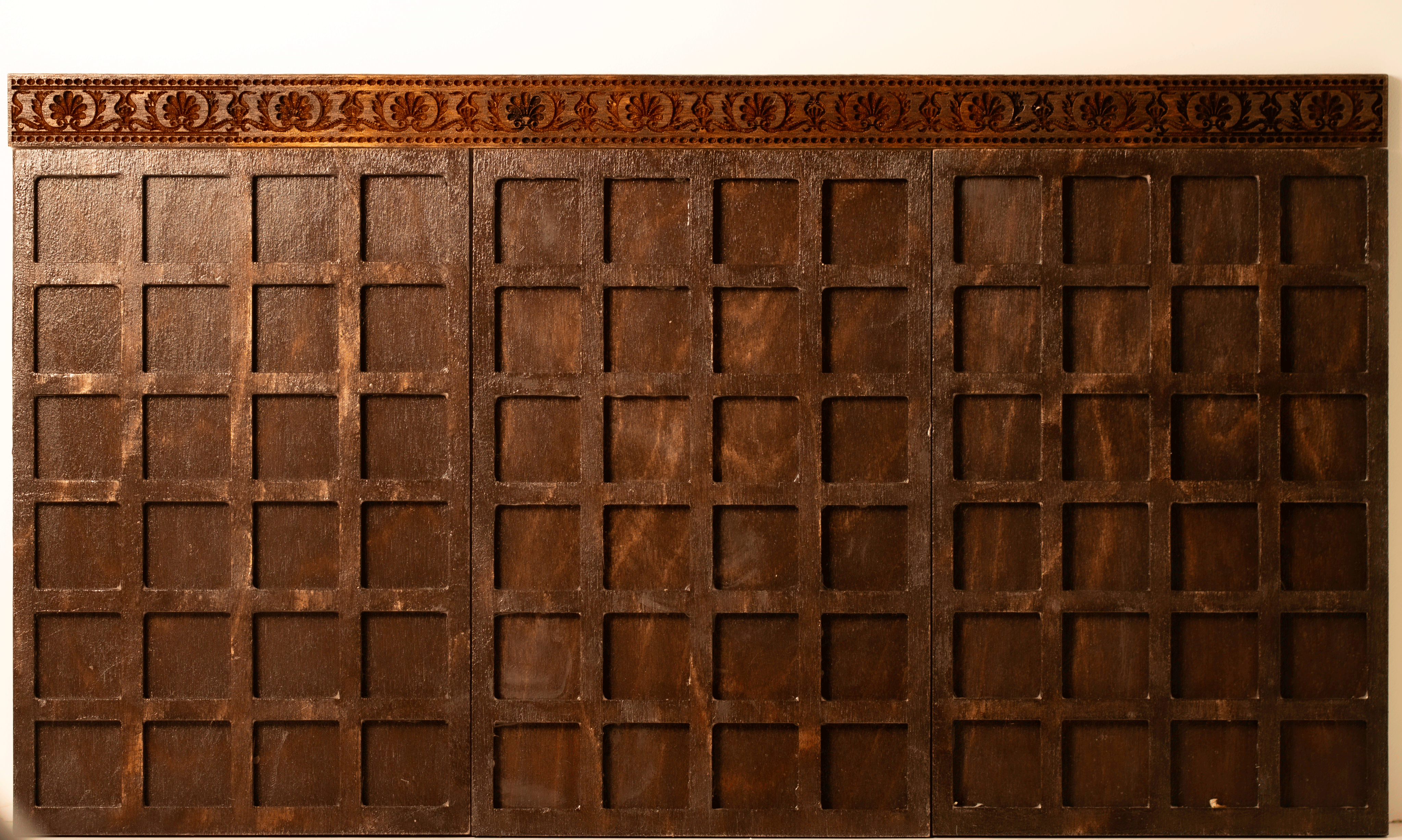 Traditional Wainscoting - Available in multiple sizes